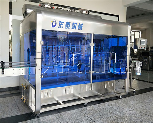 全自動食用油灌裝機(jī)日常維護(hù)別放松，東泰替你把關(guān)
